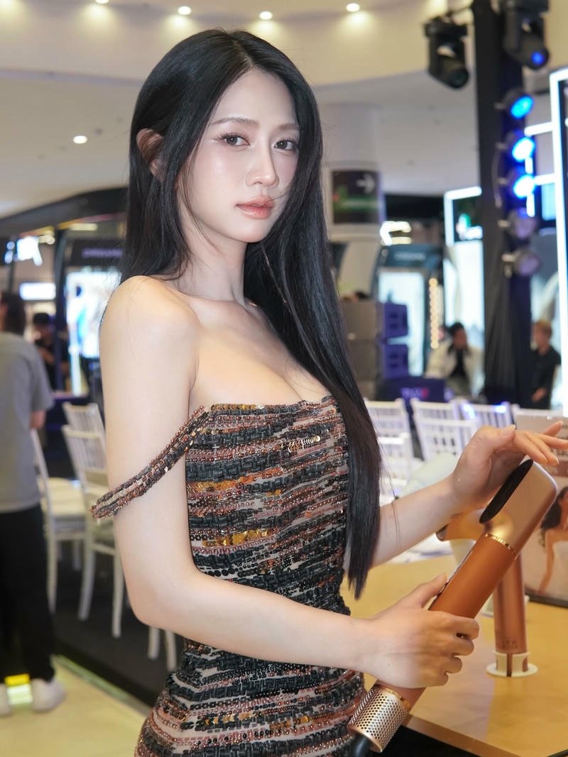 ảnh sex lê bống 36