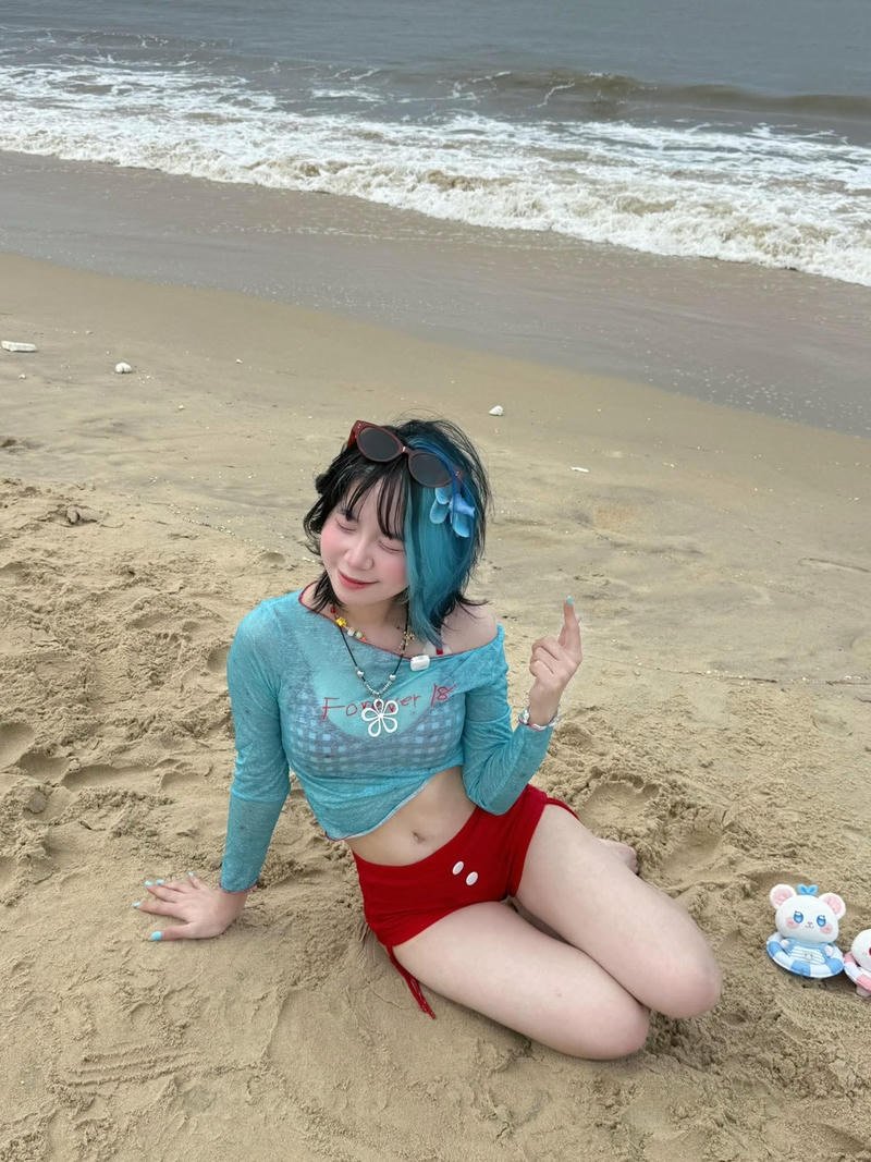 ảnh sex mèo simmy 17