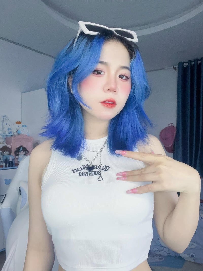 ảnh sex mèo simmy 18