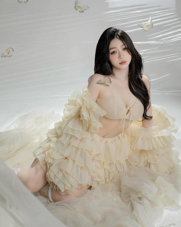 ảnh sex trần hà linh 7