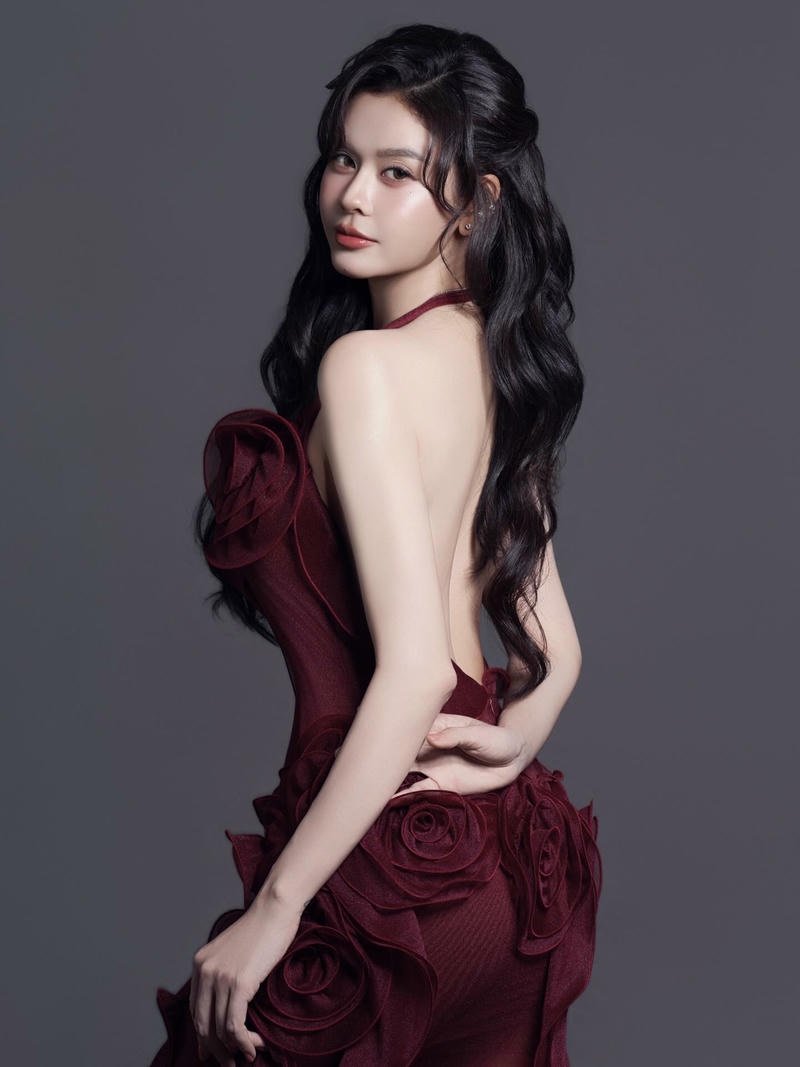 sex trương quỳnh anh 18