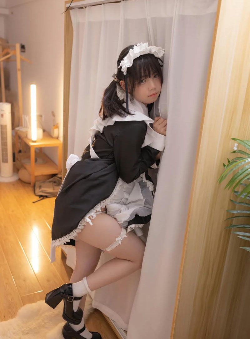 ảnh sex hầu gái 29